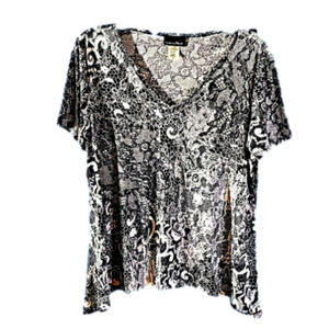 Brittany Black LG Black and White Floral Asymmetrical Short Sleeve Tunic…